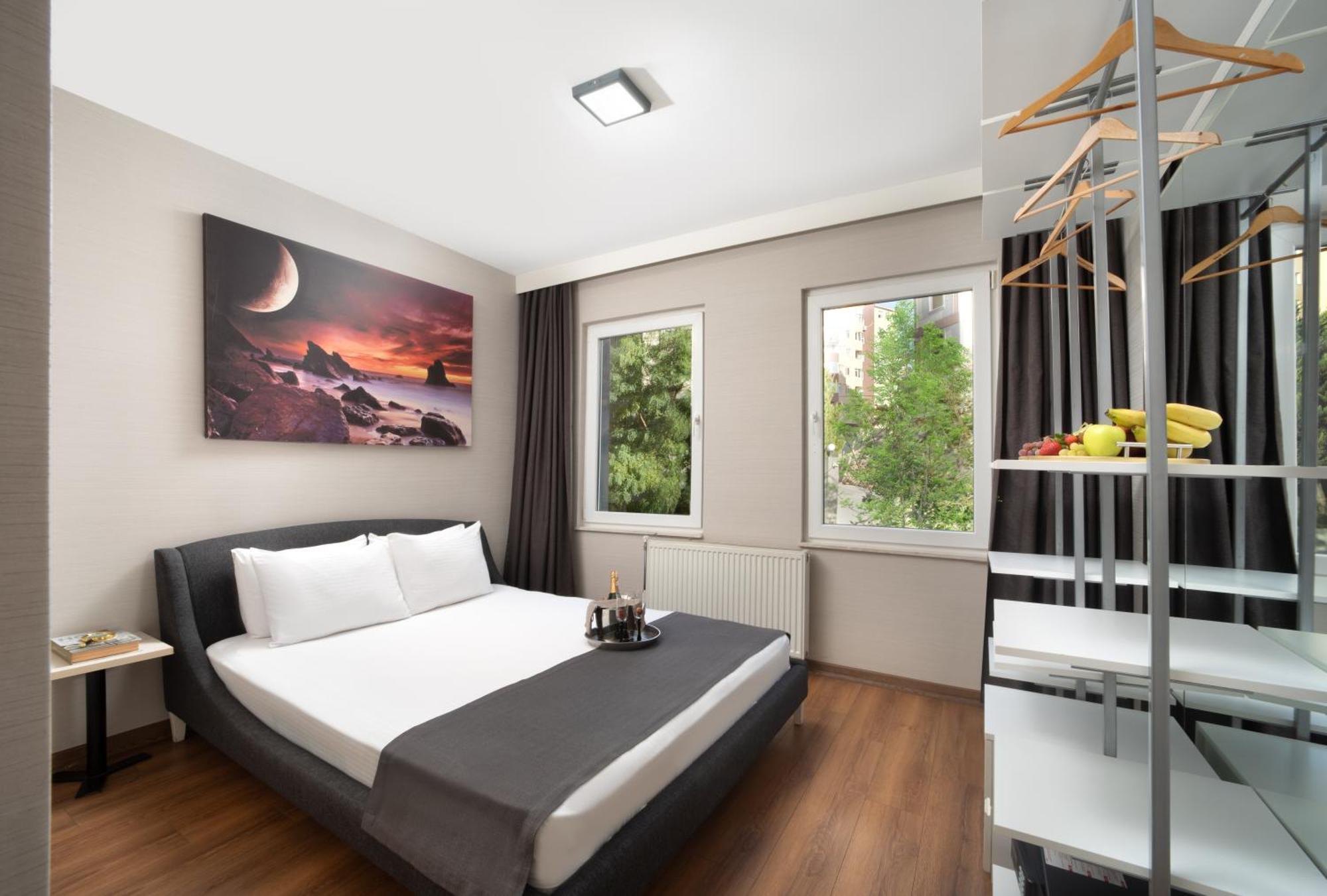 Nish Suites Atasehir Стамбул Екстер'єр фото